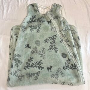 Perlim Pinpin - Cozy Green Forest Print Baby plush sleep sack